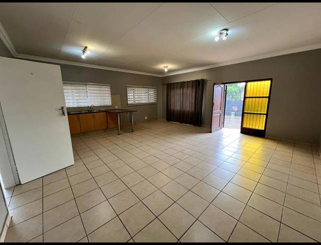 4 BEDROOM PROPERTY TO RENT IN ERASMIA